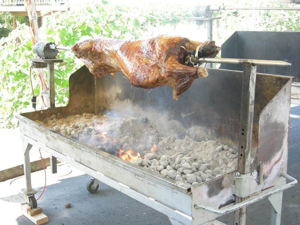 Roasting a lamb, St. Demetrios Greek Festival, Seattle, WA photo by Joe Mabel (CC3)