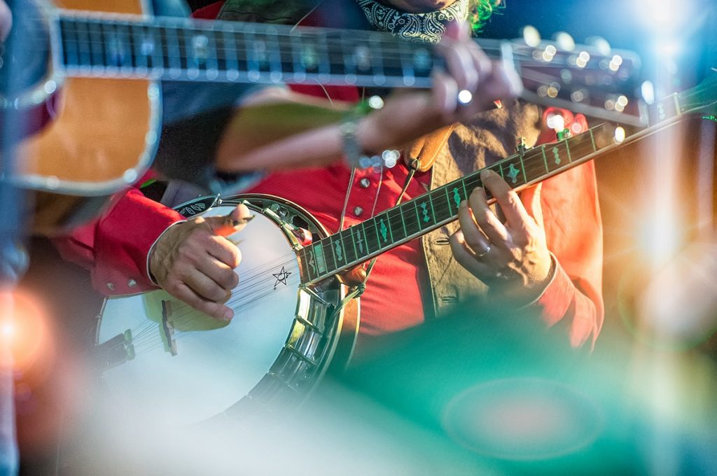 Banjo player in the country band