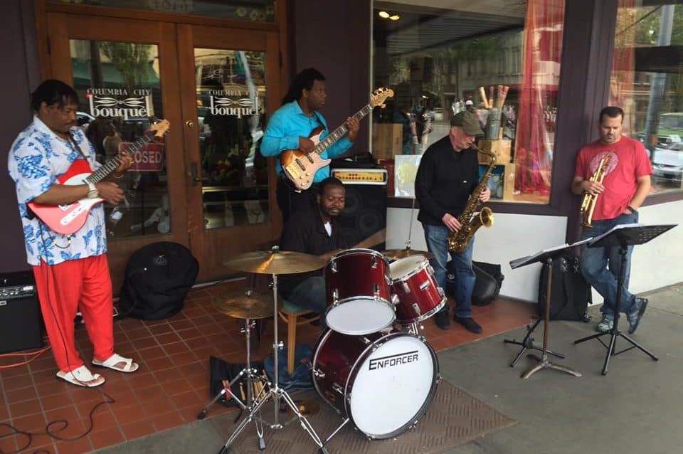 Alex Duncan's reggae band Seattle beatwalk 2016