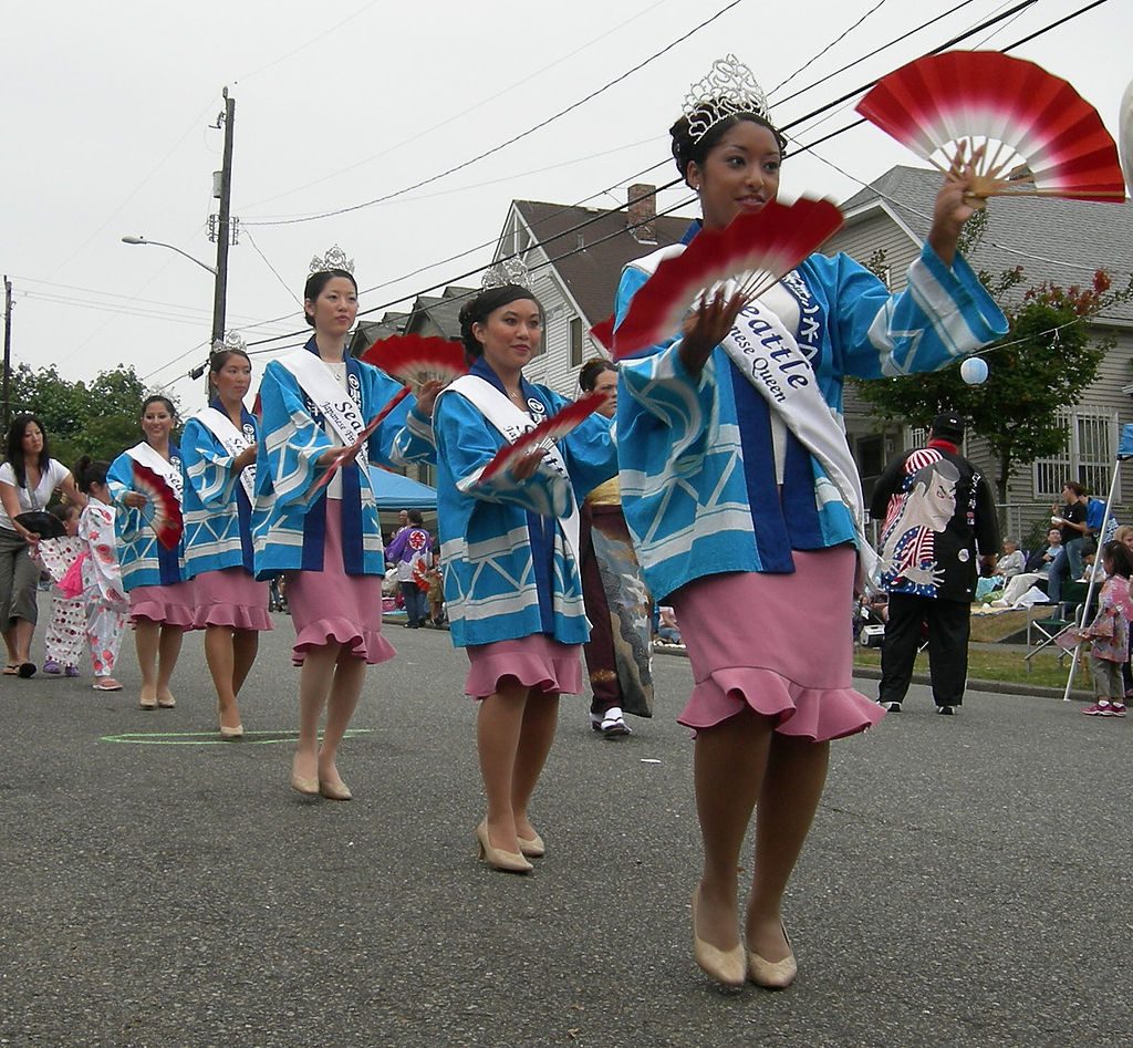 Seafair Seattle Bon Odori Festival Princessses 2007 photo by Joe Mabel