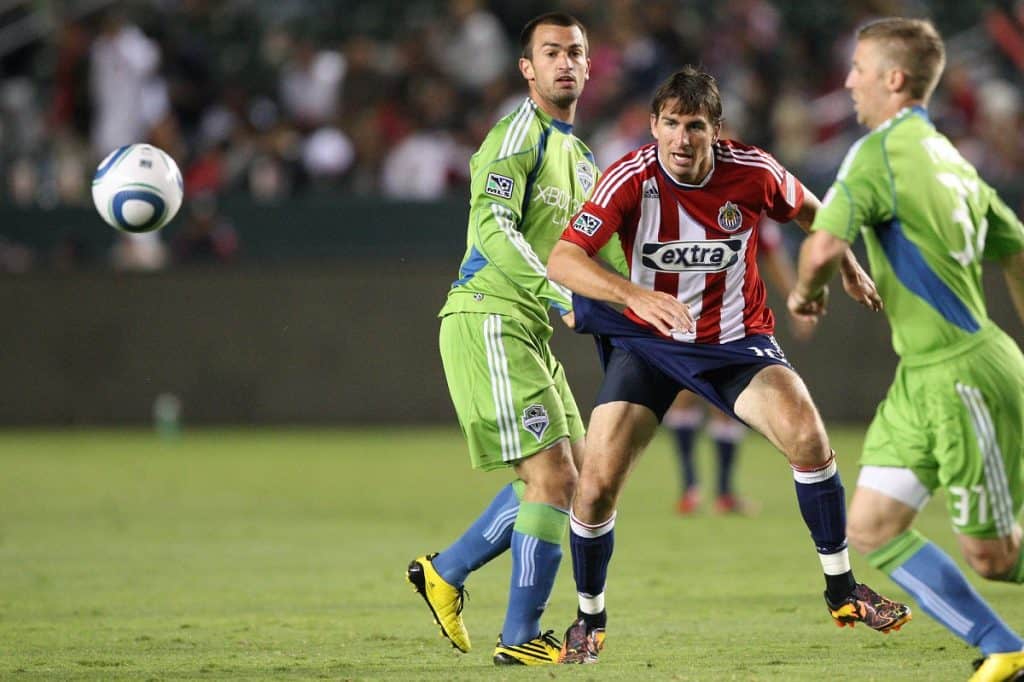 MLS SOCCER 2010 - August 14 - Seattle Sounders at Chivas - Seattle Sounders tie Chivas 0-0