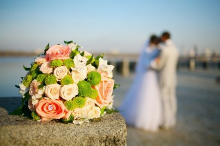 Wedding bouquet, bride and groom - DepositPhotos.com