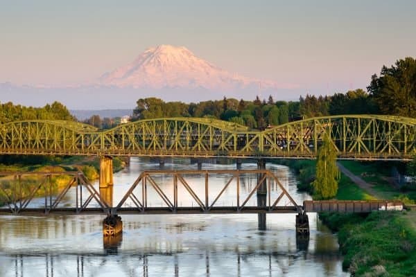 View of Mount Rainier and Puyallup Bridge in Tacoma, Washington
