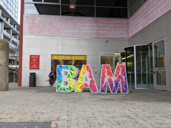 Bellevue Art Museum (BAM) street entrance 